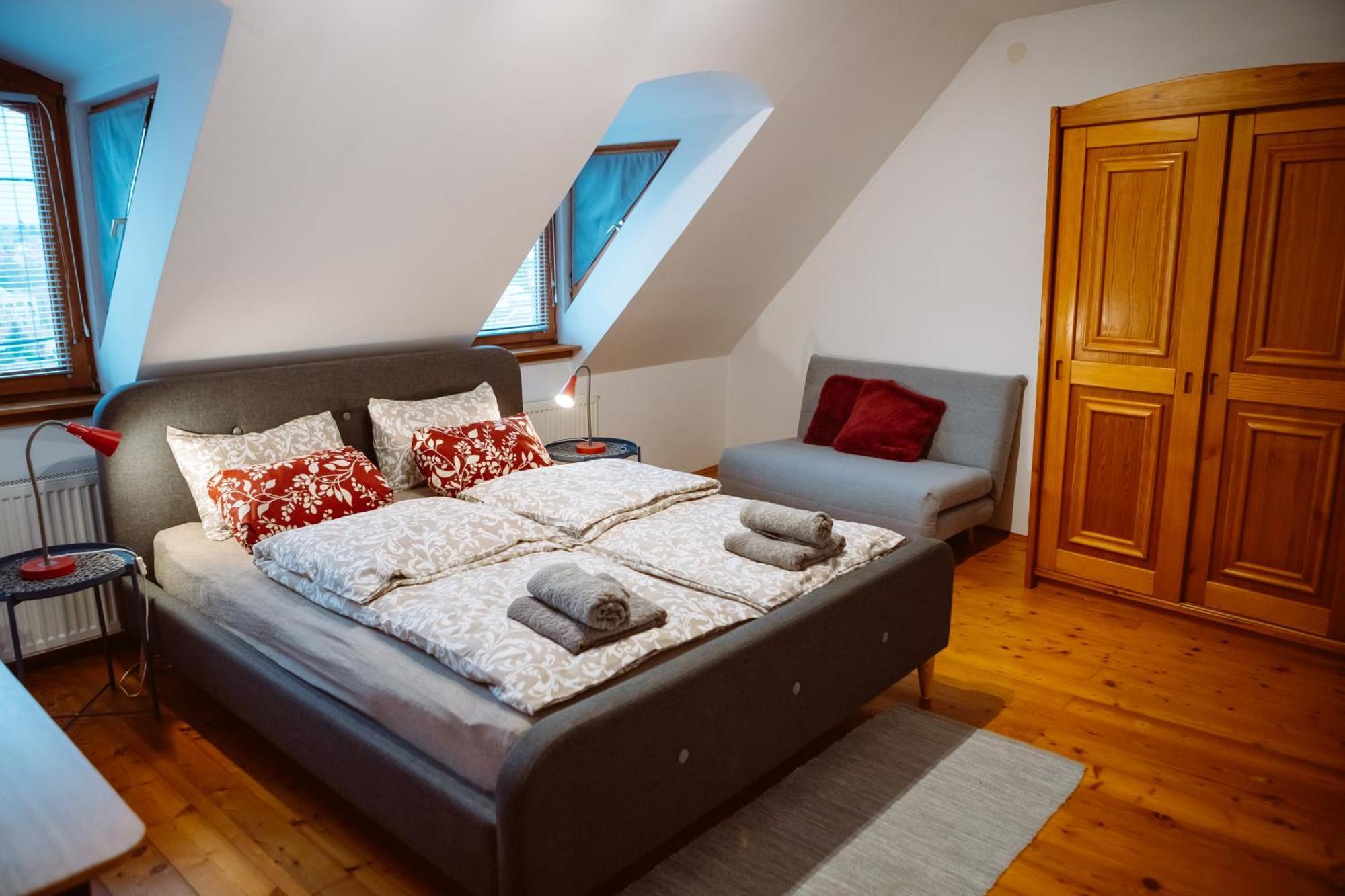 Királyszéke Apartman Eger Extérieur photo